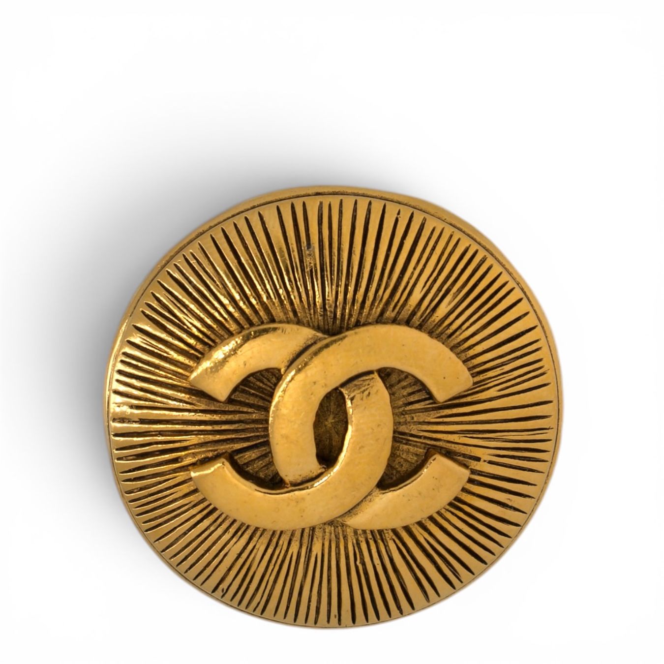 Chanel Spille & Fermagli: Chanel Brosche gold rund – Usato da Binningen venduto da Designerlabels