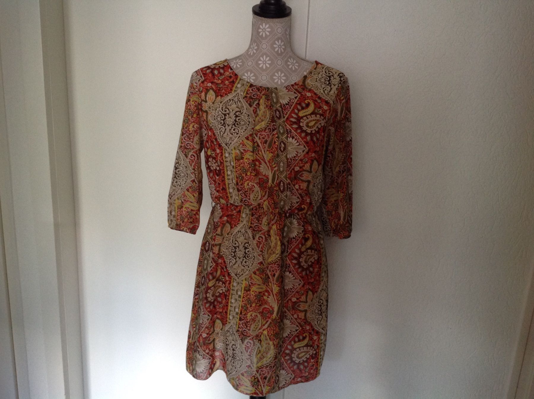 Vestiti: Yendi - robe - M – Usato da Sion venduto da accroshoes 1