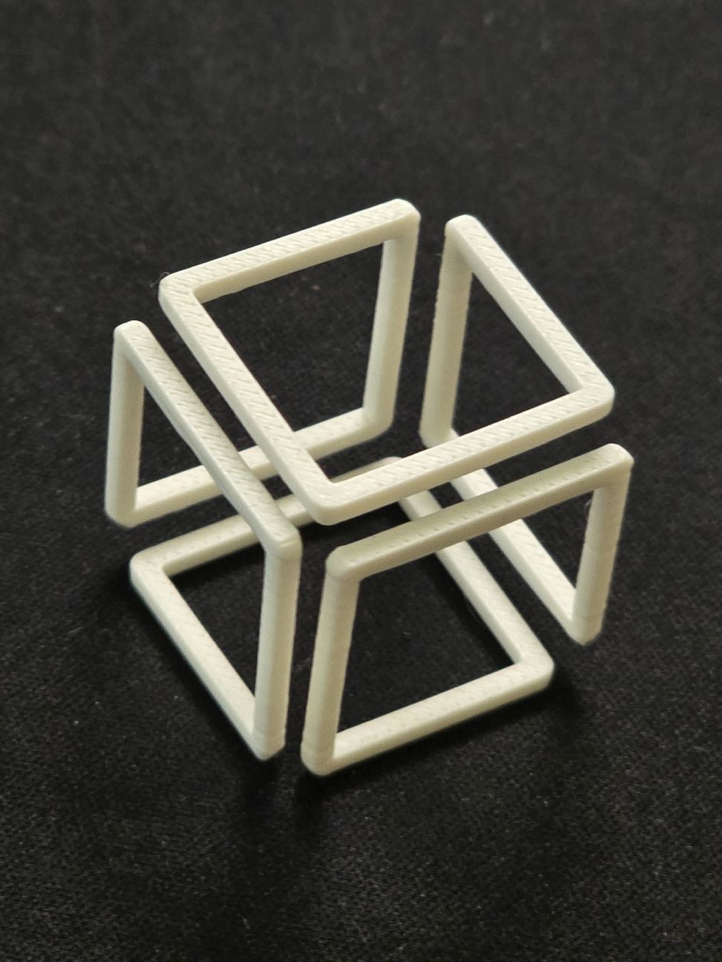 Tutte le decorazioni: Cube / Würfel – Usato da Wilen b. Wollerau venduto da M.S.007