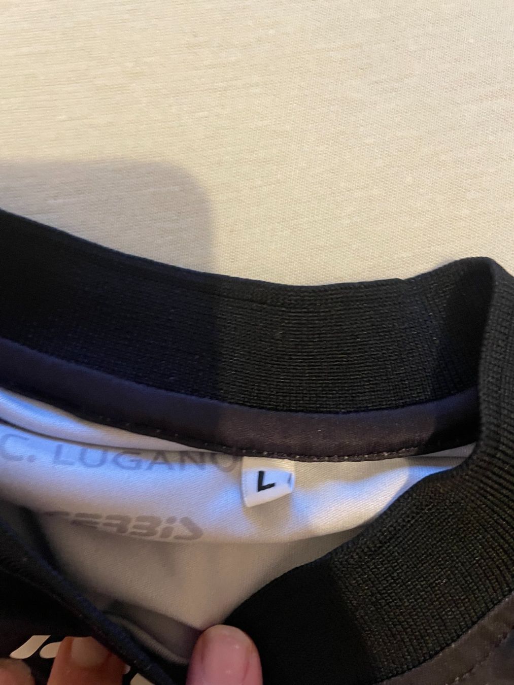 Acerbis Maillots de corps & Pantalons: FC Lugano Trikot 2019/20 Grosse L – D'occasion à Villeneuve VD par vin_7zm6 1