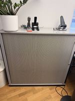 Grosser Rollladenschrank / Büroschrank mit Auszug