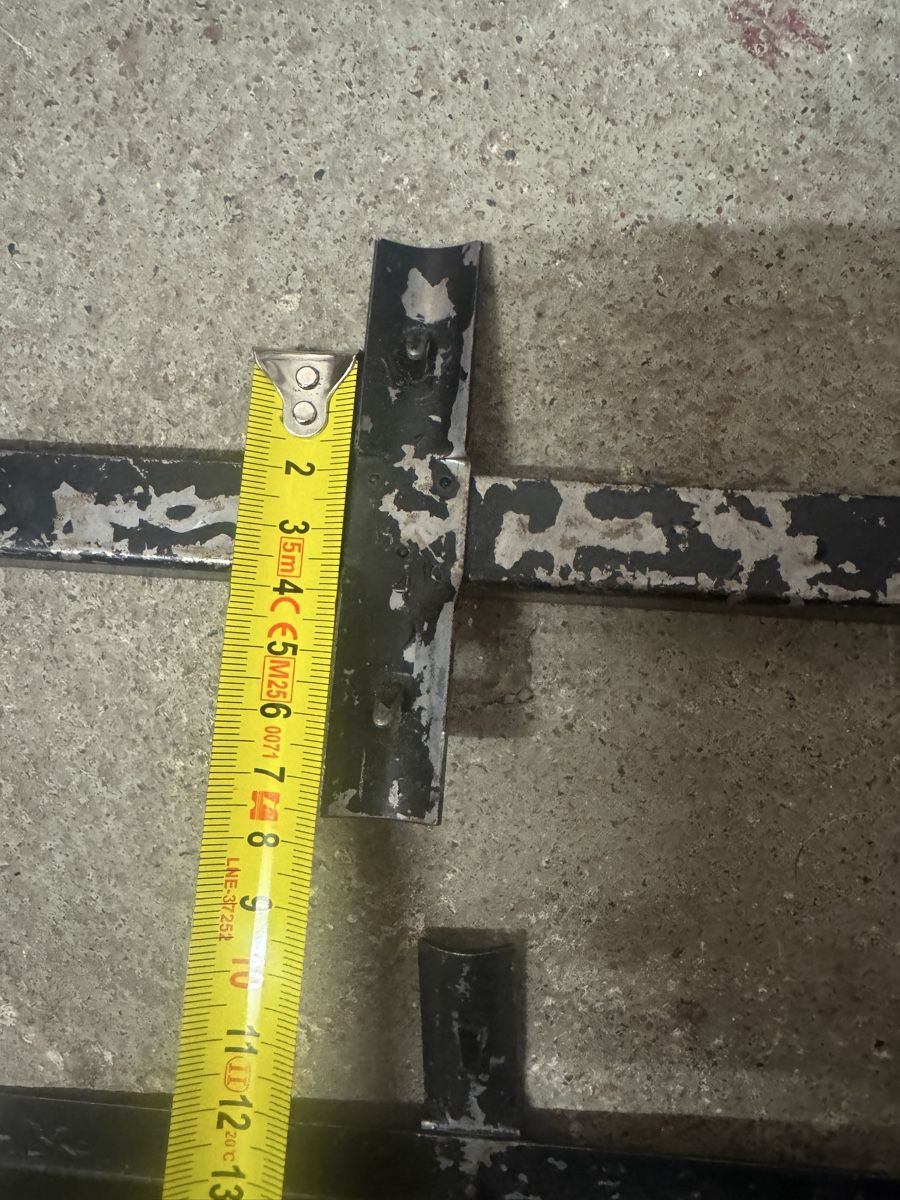Scaffali: 10 Halter Teleskopregal / Spannregal – Usato da St. Gallen venduto da J00rdin 2