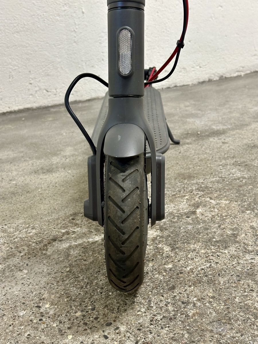 Scooter: Mi Electric Scooter Pro 2 – Usato da Zürich venduto da 4meret 6