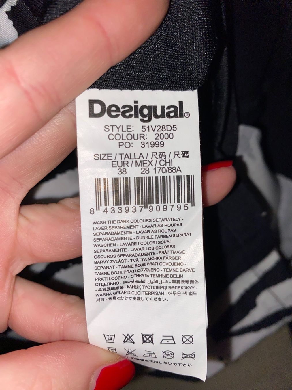 Desigual Kleider: Desigual Kleid schwarz/weiss 38 – Neu (gemäss Beschreibung) aus Altendorf von Ga04 2