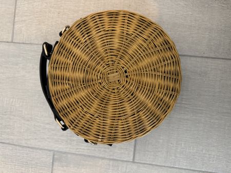 Sac à main en osier rond tendance - Parfait pour l'été!