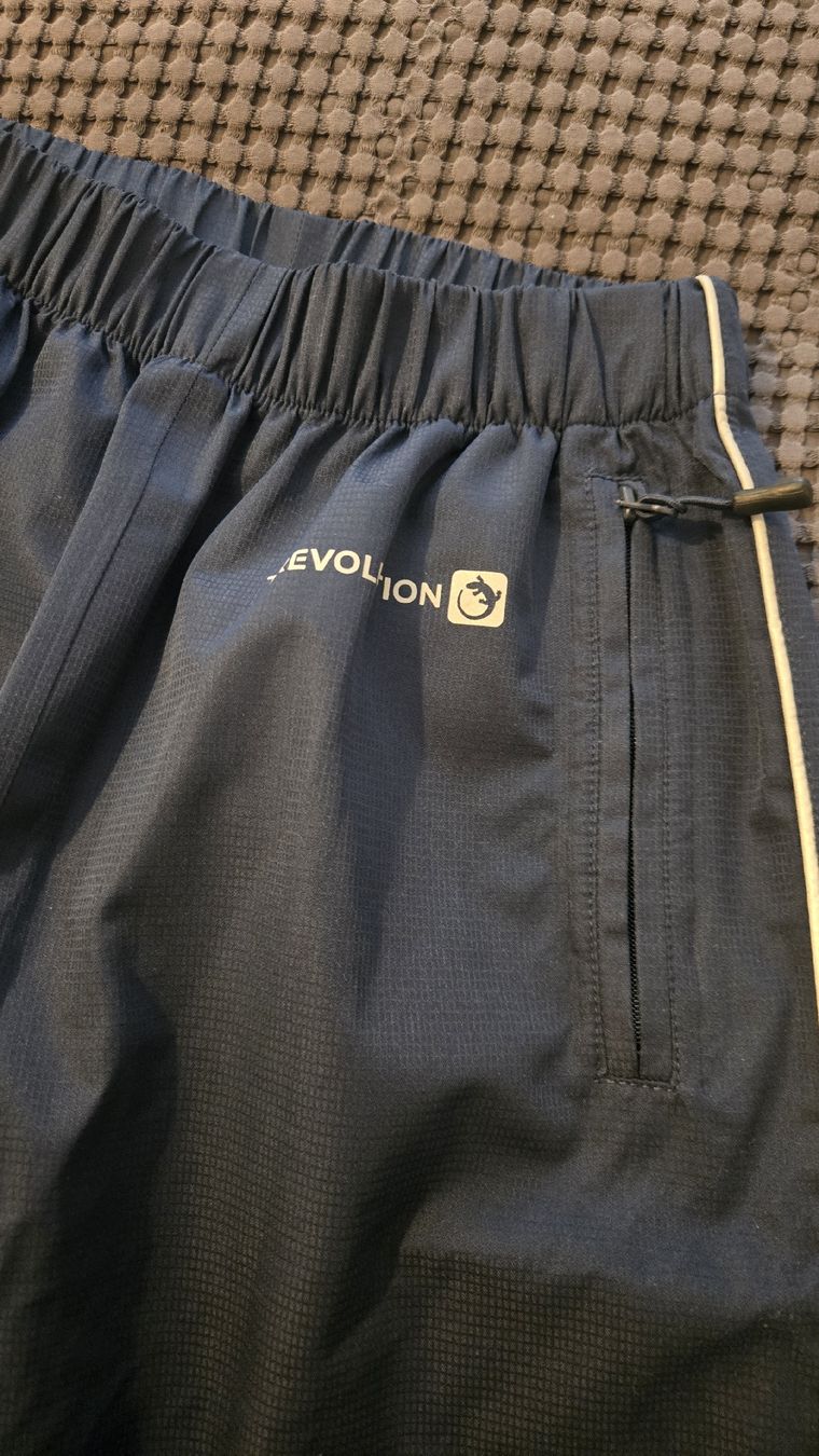 Trevolution Pantaloni: Regenhose Trevolution gr.152 – Nuovo (secondo la descrizione) da Zürich venduto da Dee_jrp5 1