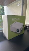 LED Projektor neuwertig