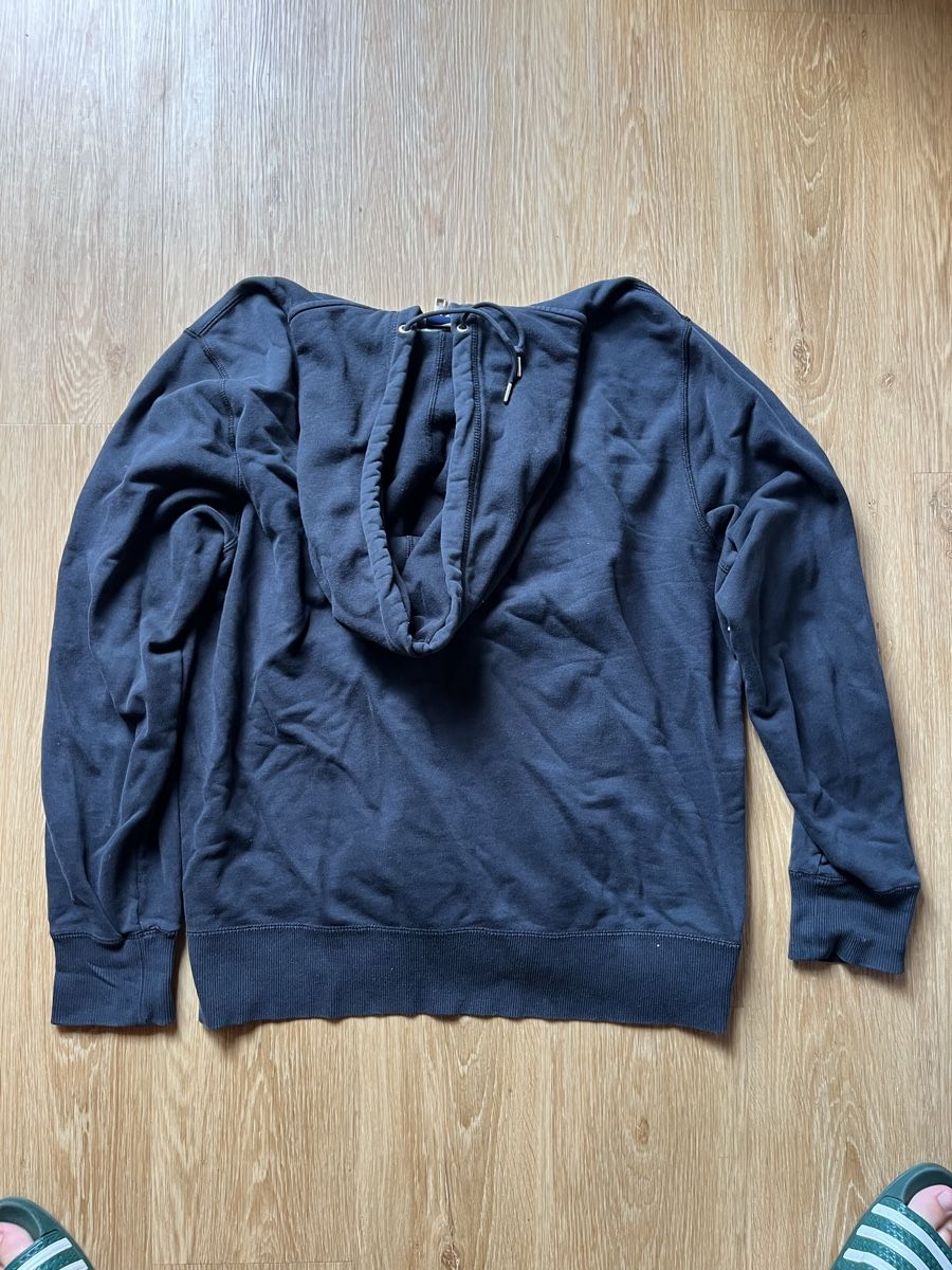 Nike Pulls & Sweat-shirts: Kapuzenpullover Nike Grösse L – D'occasion à Zürich par jaelllara 1