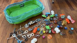 Beyblade Arena mit viele Spinnern