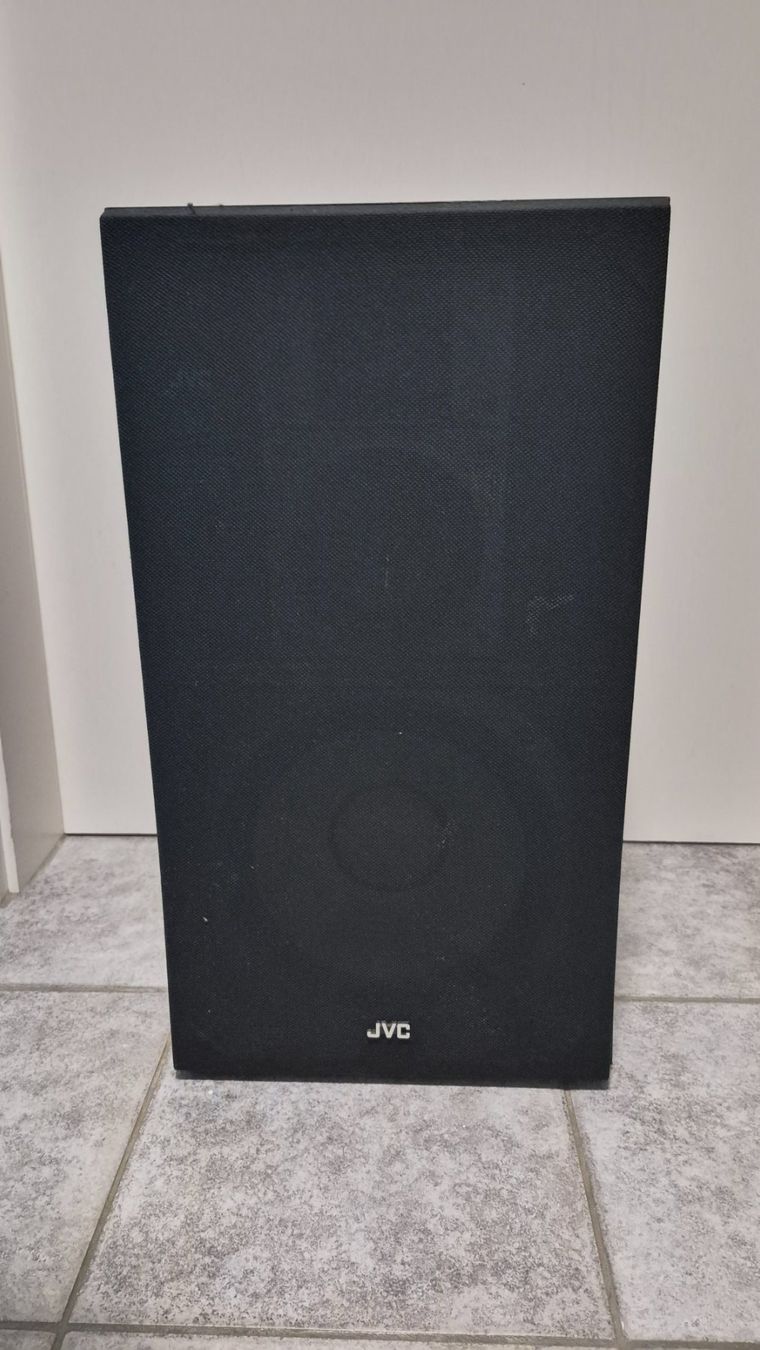 JVC Lautsprecher: JVC Standlautsprecher S-P55 – Gebraucht aus Ellikon a/d Thur von Dvd10