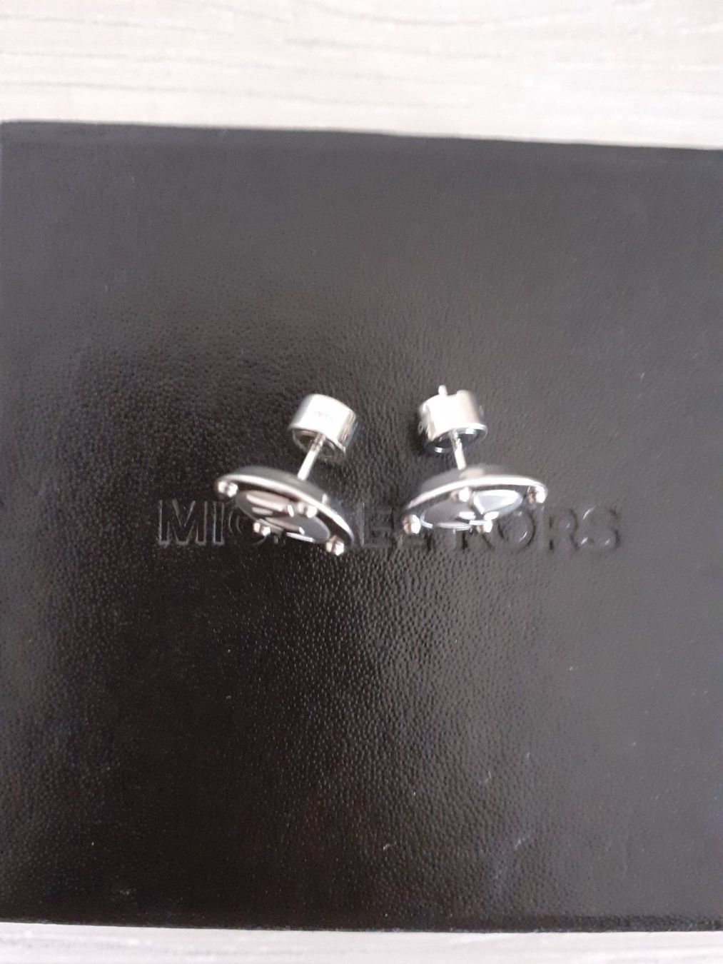 Michael Kors Orecchini pendenti & Orecchini a lobo: Michael Kors Ohrstecker – Nuovo e nell'imballaggio originale da Zürich venduto da Convertini01 1