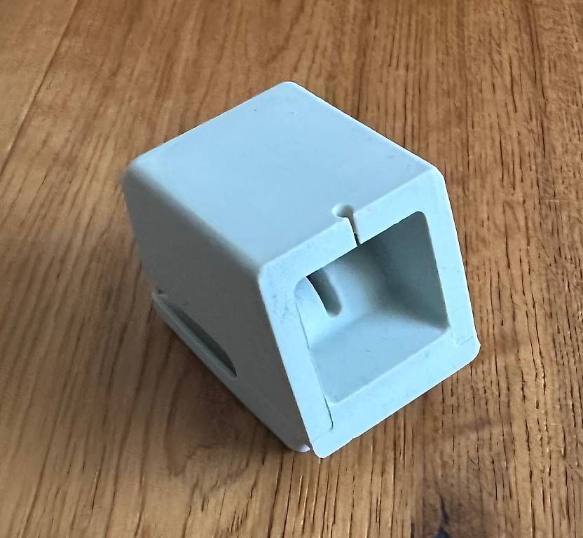 Apple Smartwatch-Zubehör: Apple Watch Halter im Retro Computer Look – Gebraucht aus Einsiedeln von UnicornFairy 3