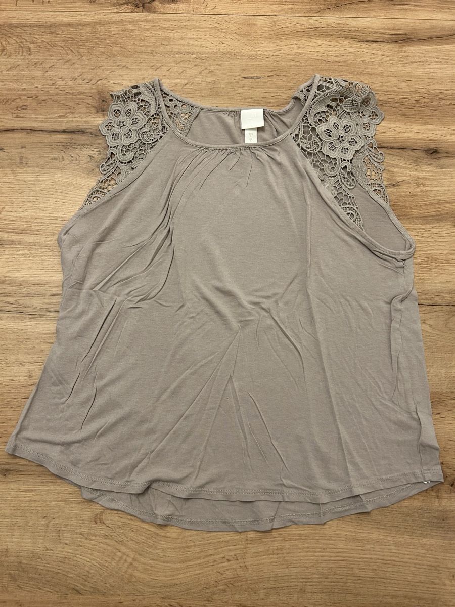 Kleiderpakete: T-Shirts / Tanktops paket – Gebraucht aus Malleray von Keimy32 7