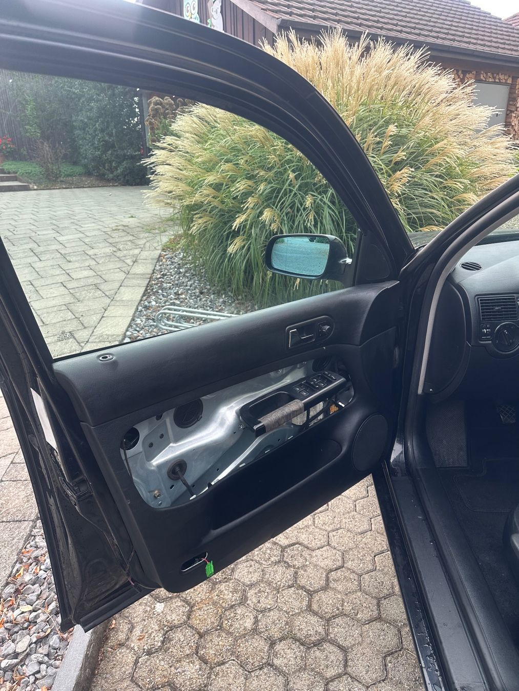 VW Automobili: VW Golf 1.6 mit Mfk – Usato da Boningen venduto da ali_5tcs 3
