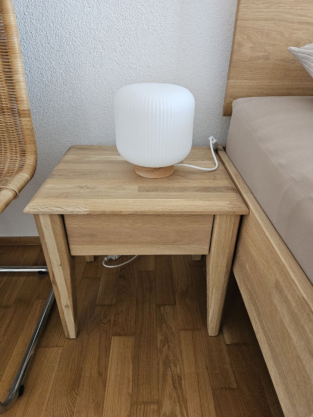 Lits: Doppelbett mit 2 Nachttisch – D'occasion à Obfelden par HBCQW 3