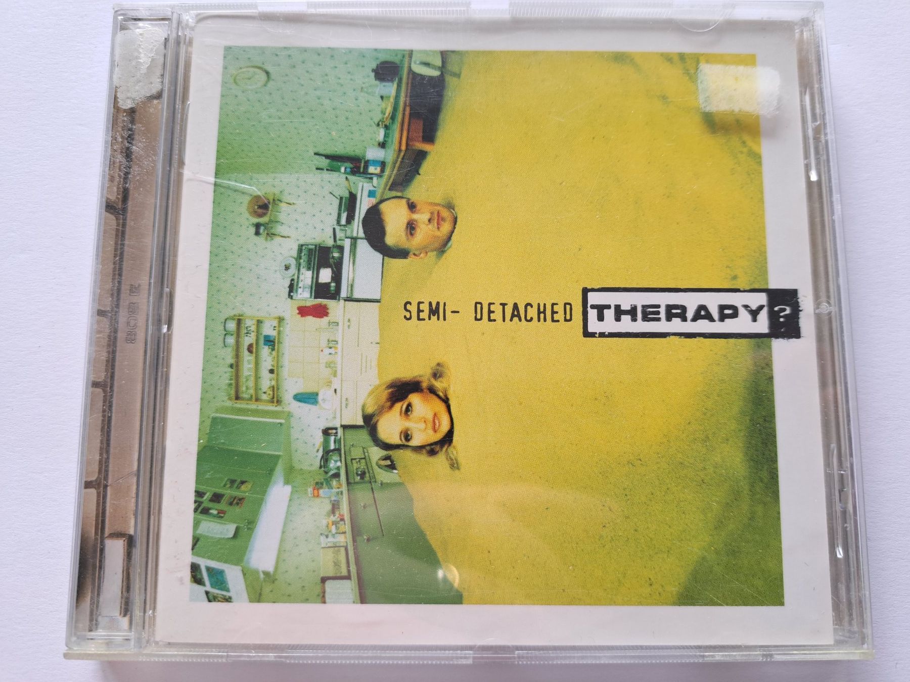 CD: Cd Therapy? - Semi-detached – Usato da Pully venduto da bro_n52j