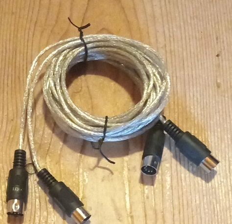 Kabel: MIDI Kabel silber 2x 280cm – Neu (gemäss Beschreibung) aus Ebnat-Kappel von blazzi