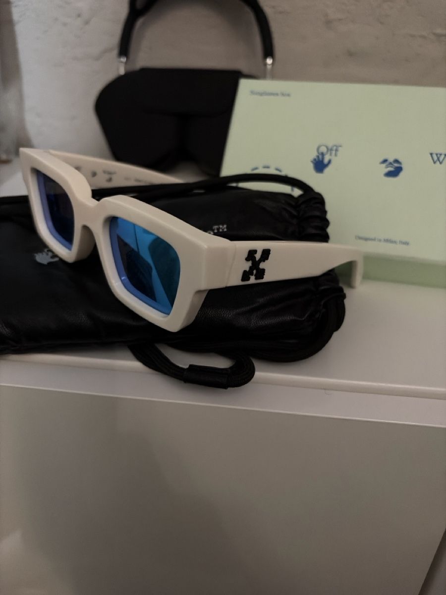 Off-White Occhiali & Lenti: Off-White Virgil White Sunglasses – Nuovo (secondo la descrizione) da Bremgarten AG venduto da JOKER_LF7 1