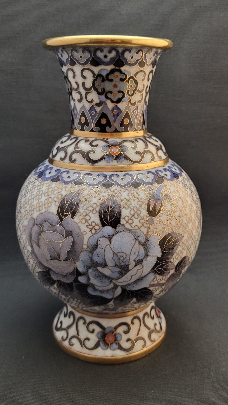 Vasi & Recipienti: Cloisonne-Vase mit Blumen und Schmetterling – Usato da Basel venduto da spinne02 3