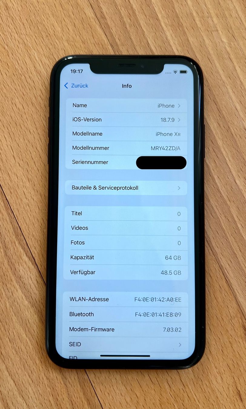 Apple Telefoni cellulari / Smartphones: iPhone XR 64GB Black - Super Zustand – Usato da Triengen venduto da mappa 3