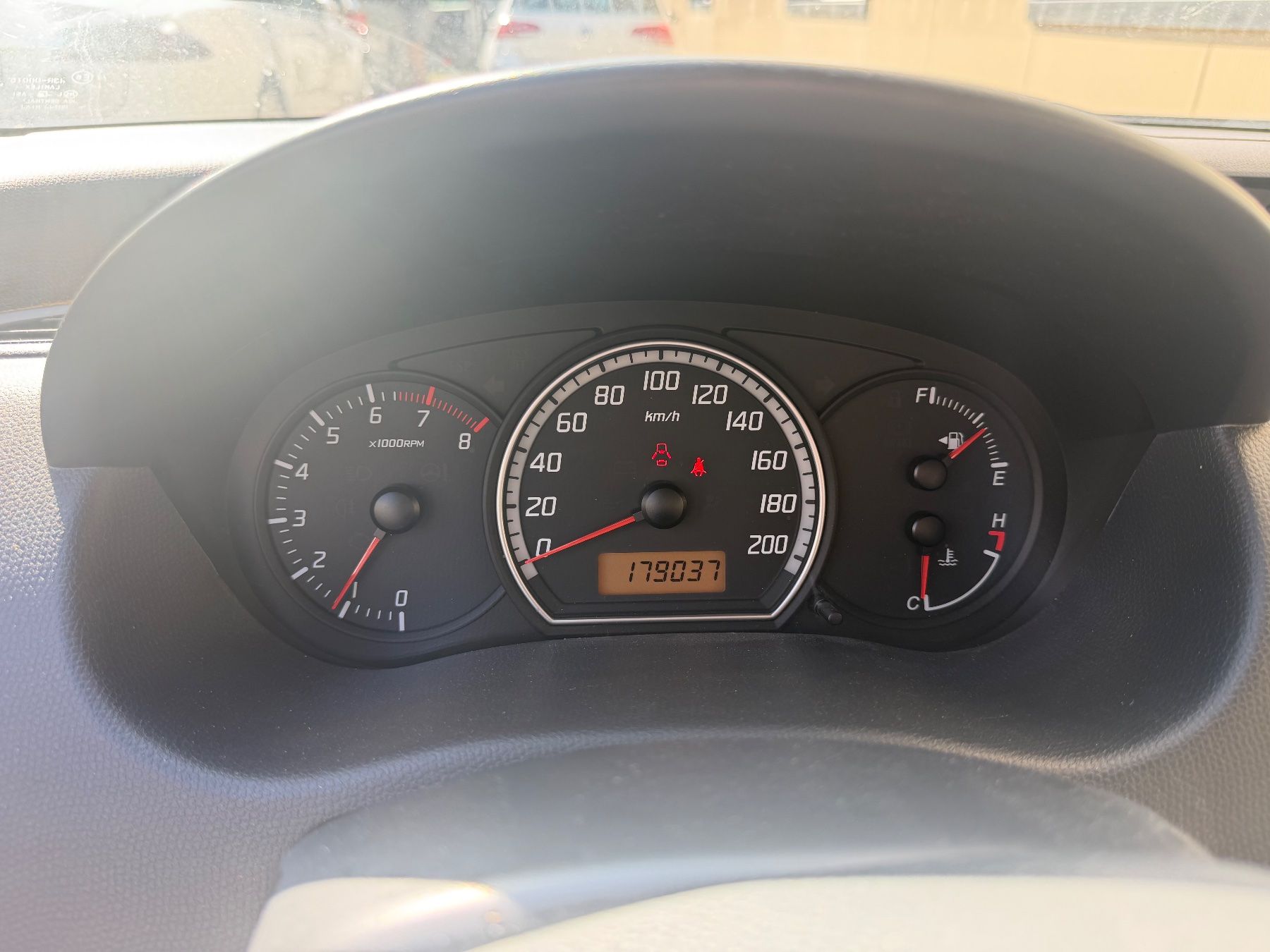 Suzuki Automobili: Suzuki Swift 1.3 4WD – Usato da Buttisholz venduto da NG4S 2