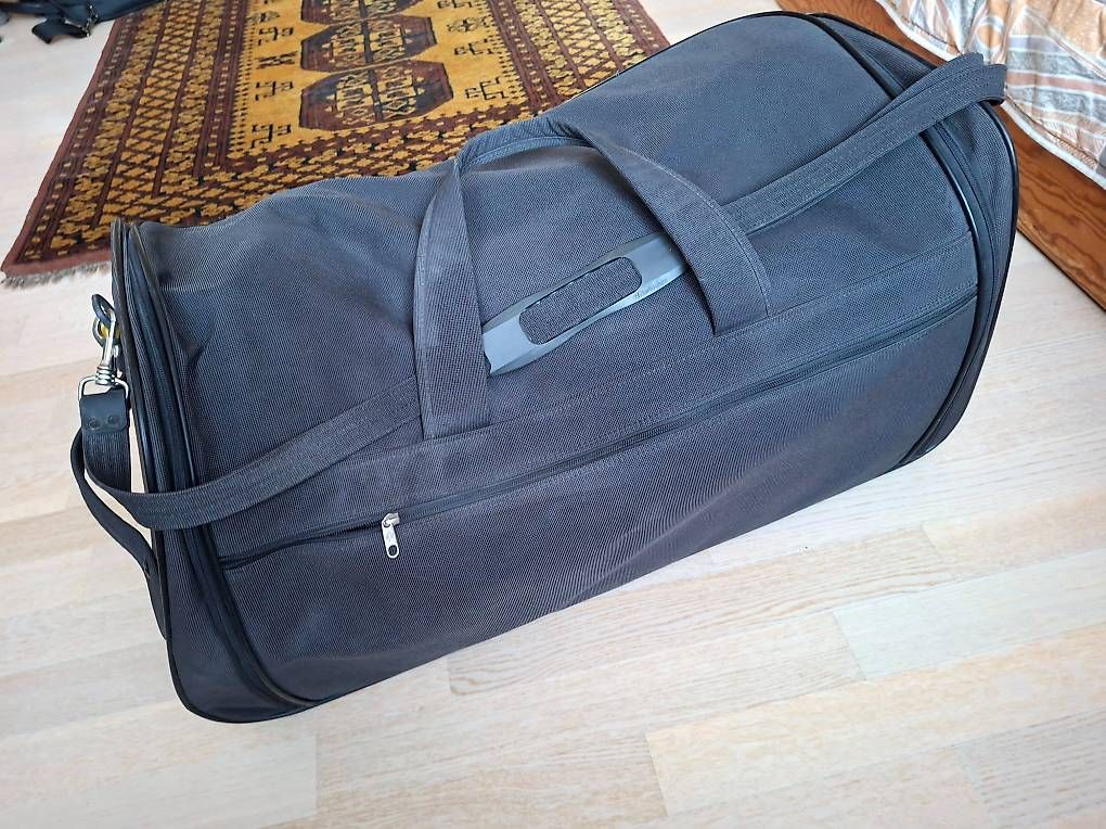 Sacs: Reise Bag – D'occasion à Binningen par haliz