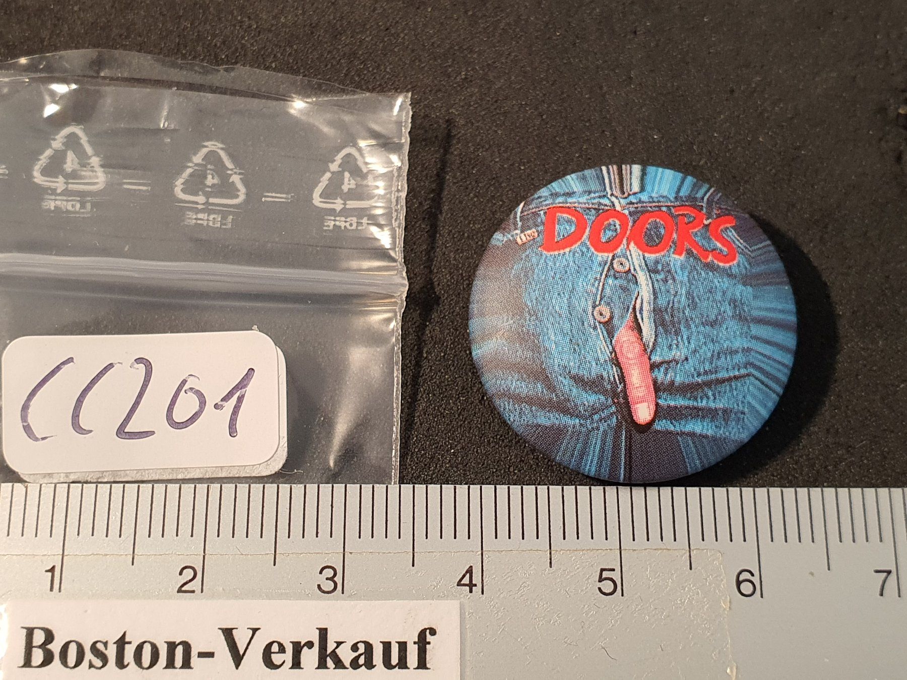 Plaketten & Abzeichen: CC201 - Pin /Button - Musik - THE DOORS – Gebraucht aus Reinach BL von Boston-Verkauf