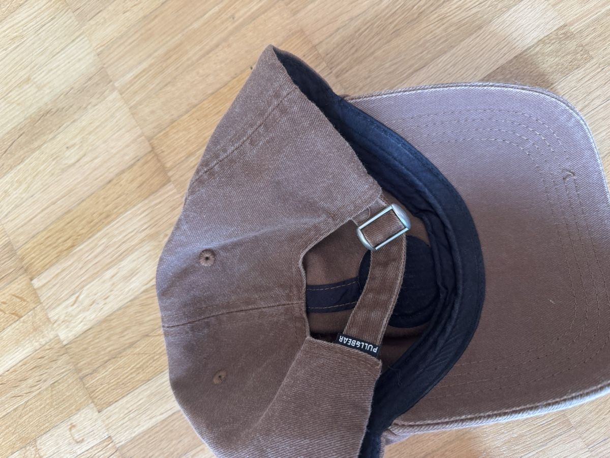 Hüte, Mützen & Caps: Pull&Bear Cap braun – “True Legends Club” Patch – Gebraucht aus Schwerzenbach von nic_w5mz 1