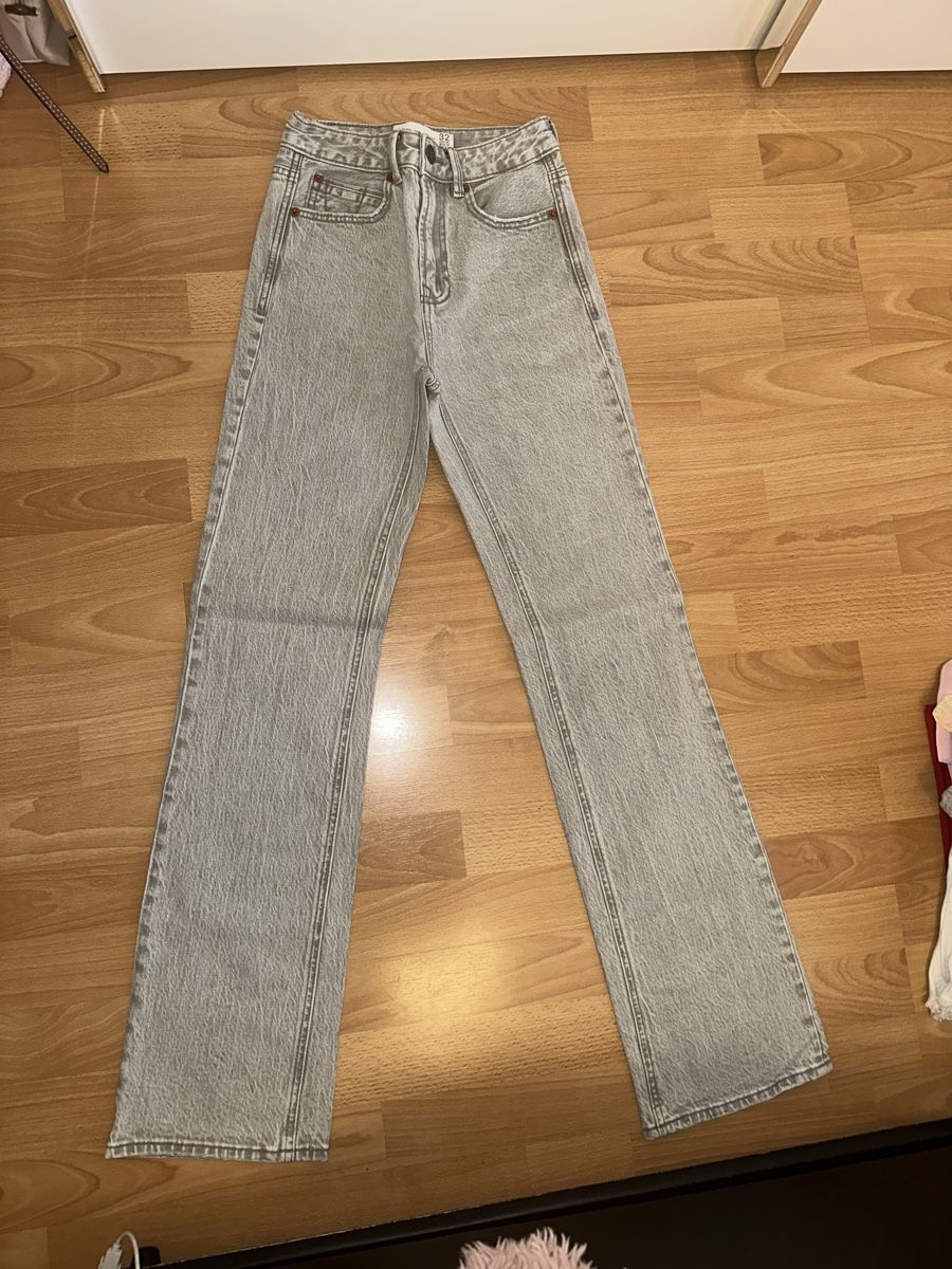 Stradivarius Pantaloni: Stradivarius 32 neu – Nuovo (secondo la descrizione) da Baar venduto da Marios4445