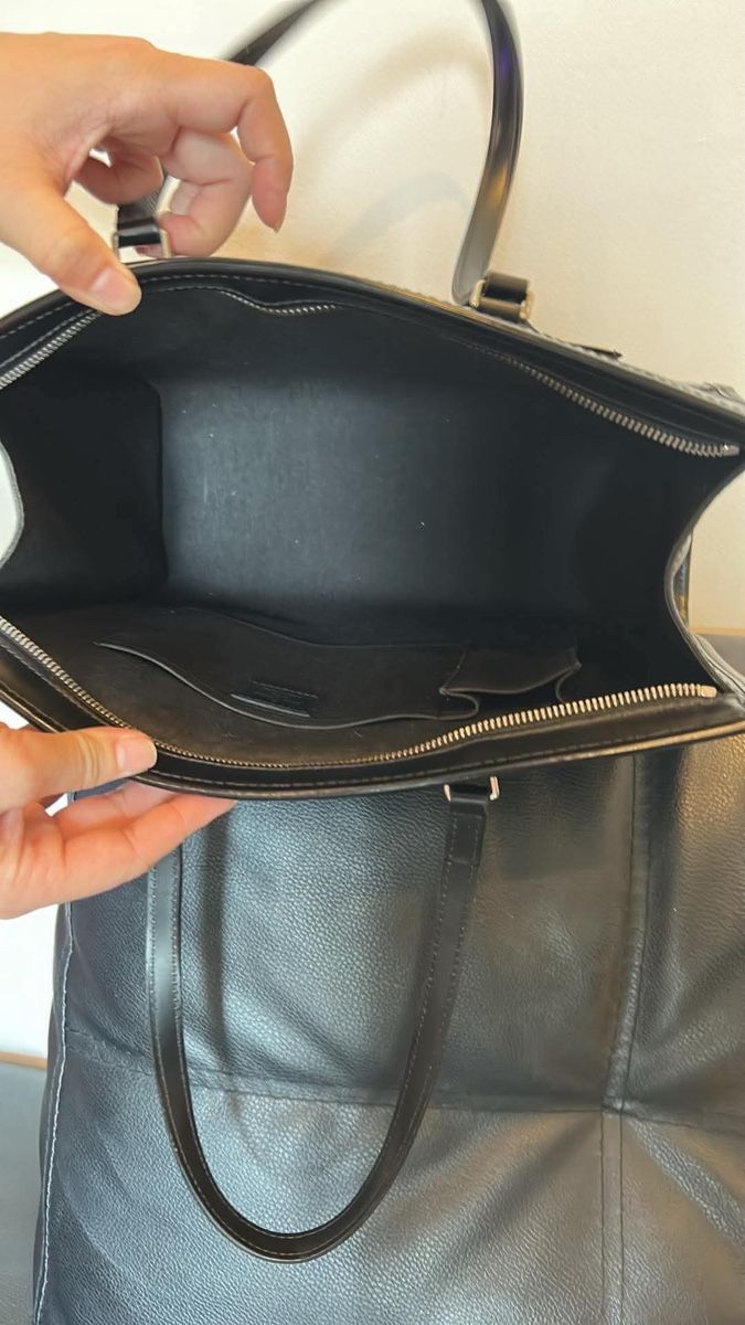 Louis Vuitton Borse da donna: LOUIS VUITTON Epi Madeleine Black – Usato da Widnau venduto da Pukpan_99 5