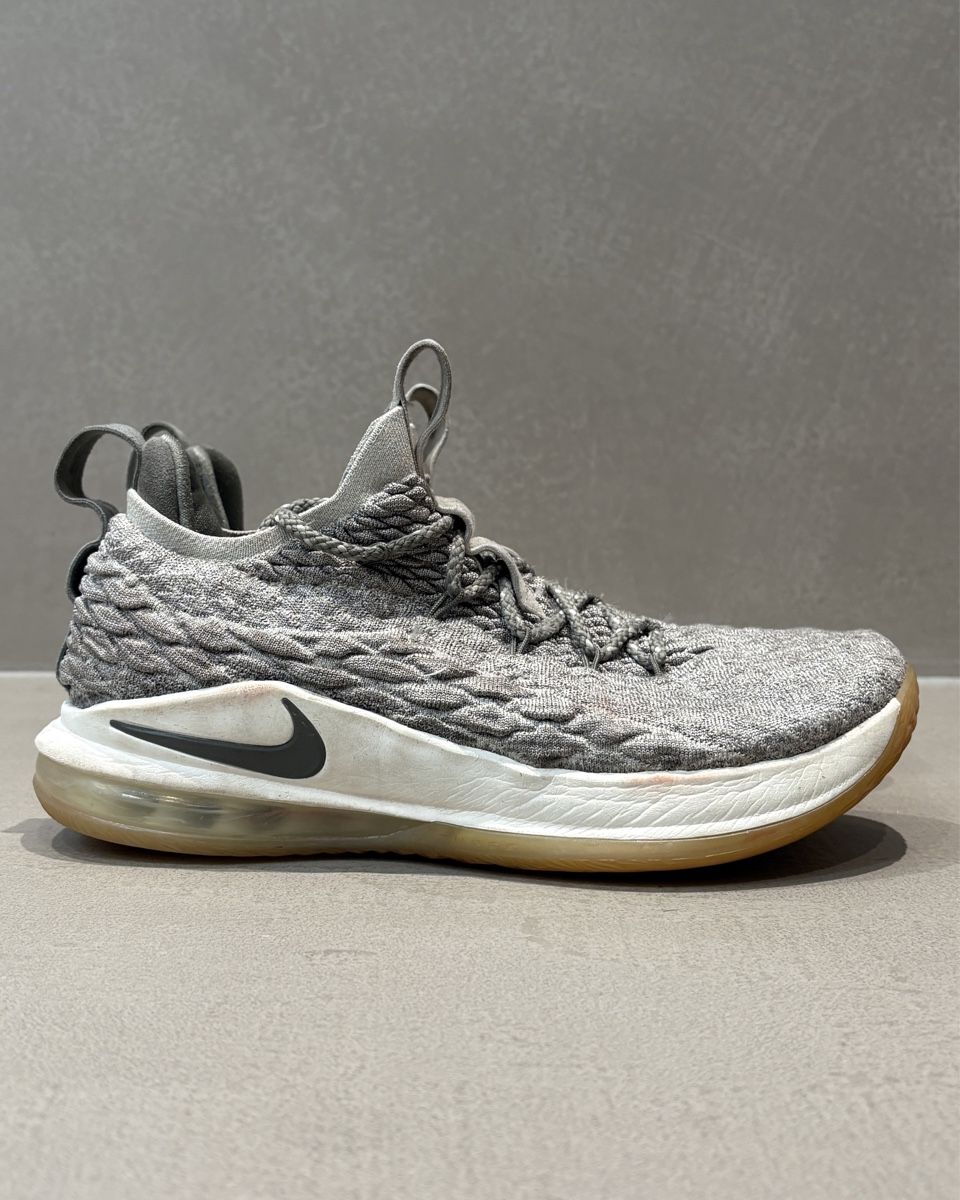 Nike Scarpe da uomo: Nike Lebron 15 Low – Usato da Gachnang venduto da noe_yrv5