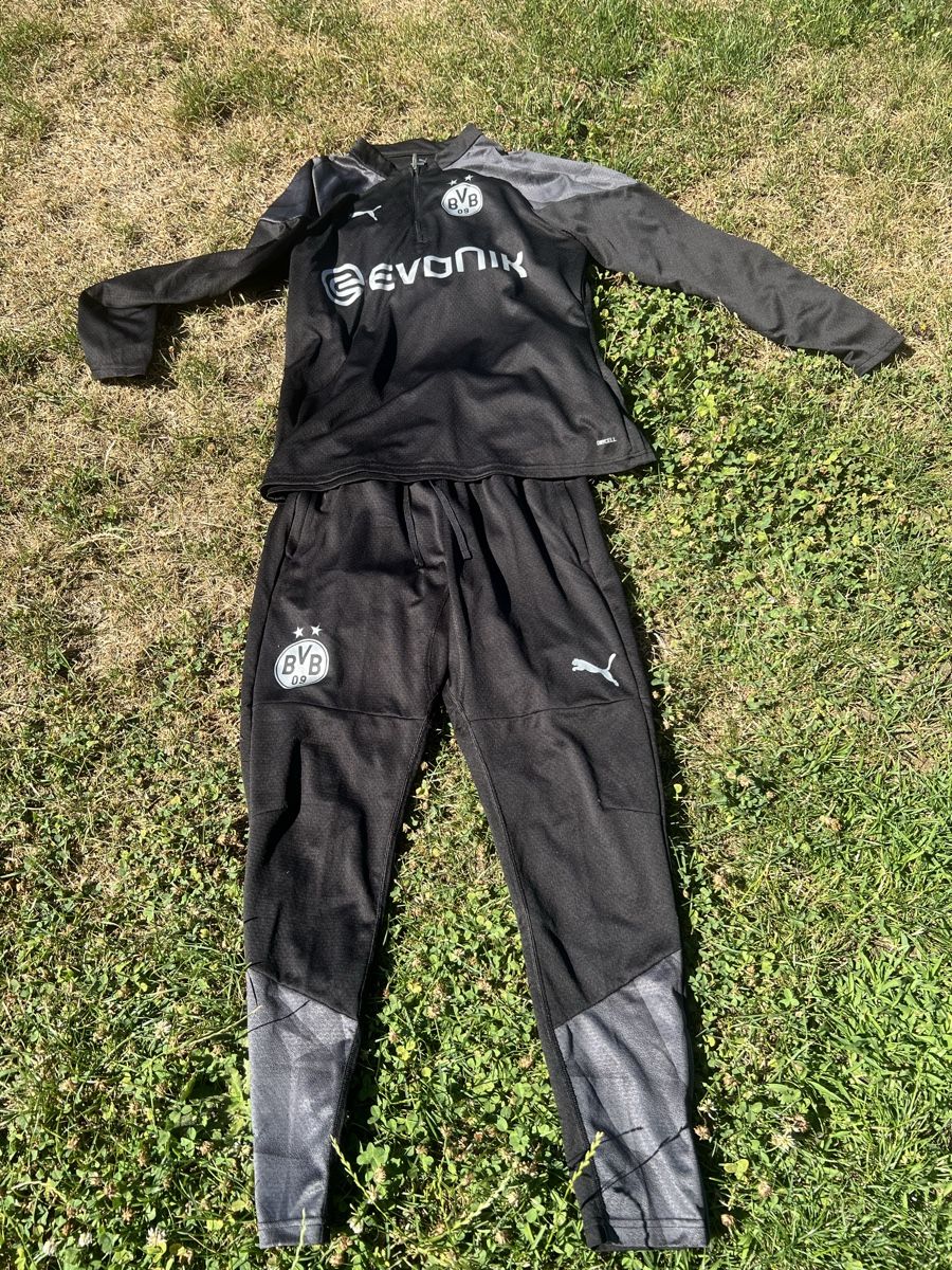 Puma Costumes: Borruisa Dortmund Trainingsanzug BVB – D'occasion à Uhwiesen par maflo2 1