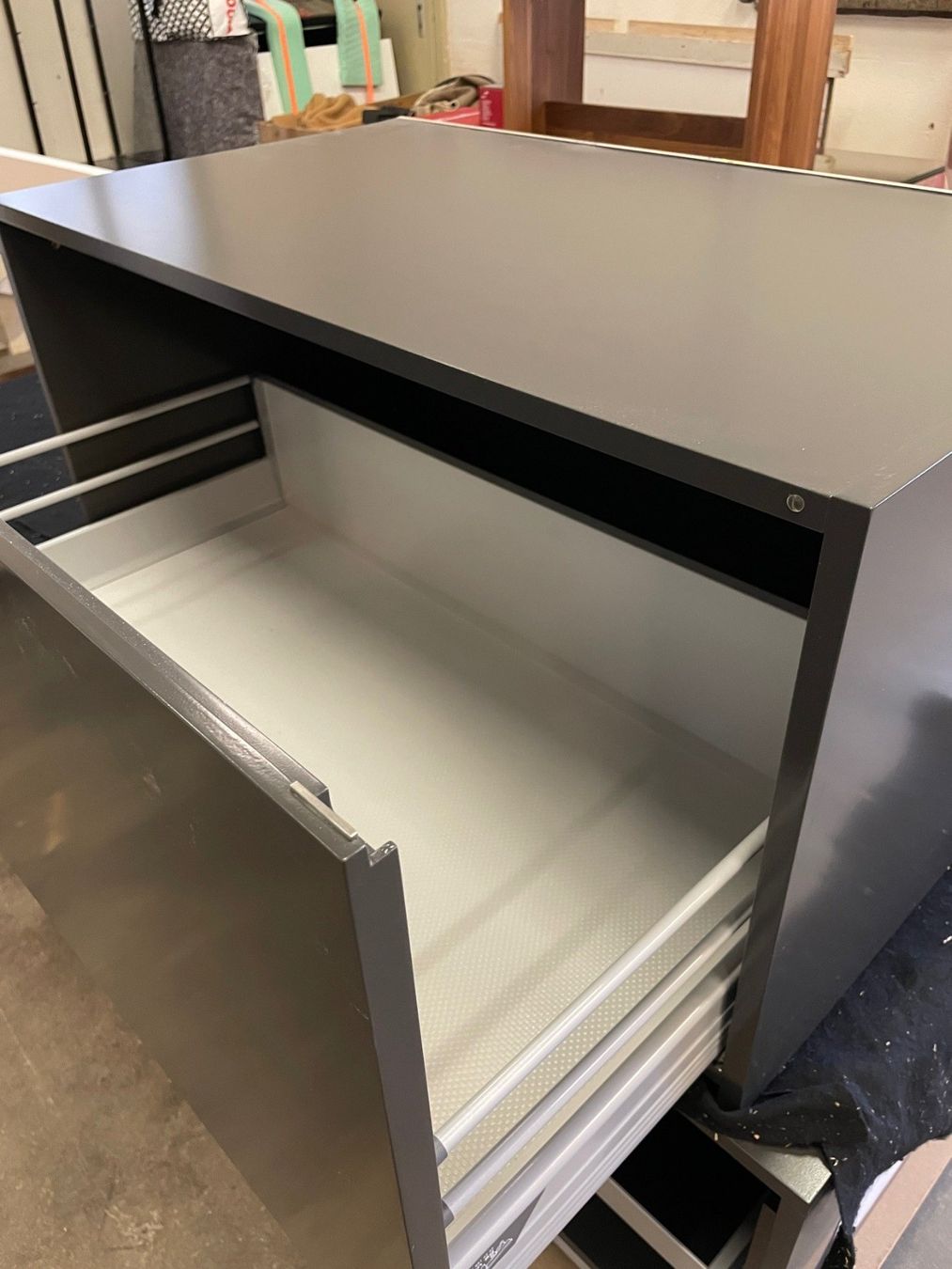 Mobili TV: TV-Sideboard – Usato da Zuzgen venduto da Anothai 4