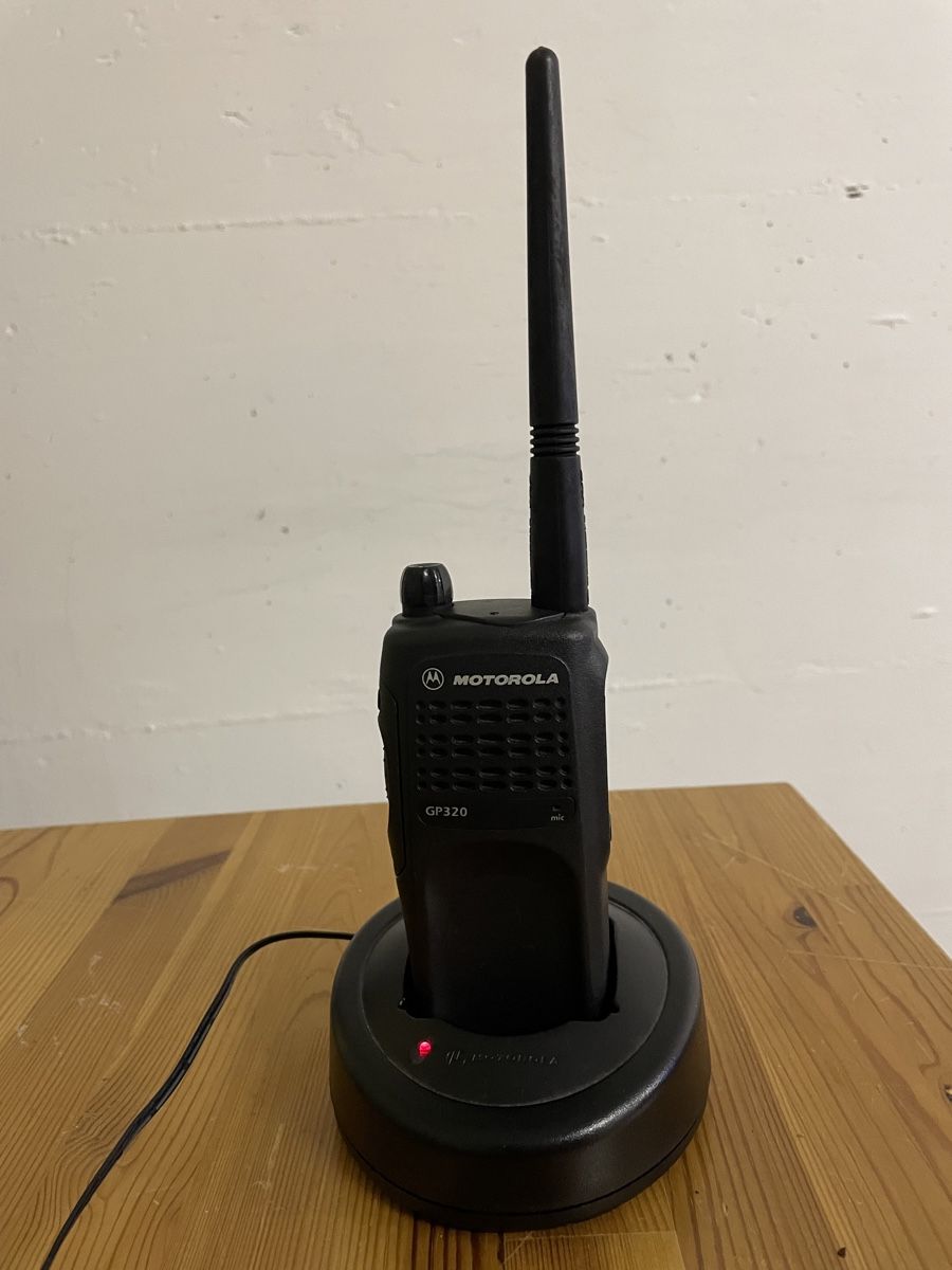 Motorola Funktechnik: Handfunkgerät Motorola GP 320 – Gebraucht aus Fahrweid von Lamar7