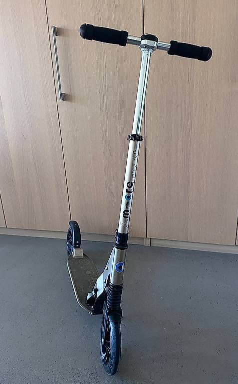 Scooter: Micro Scooter Suspension – Usato da Luzern venduto da Natalia_lu 2