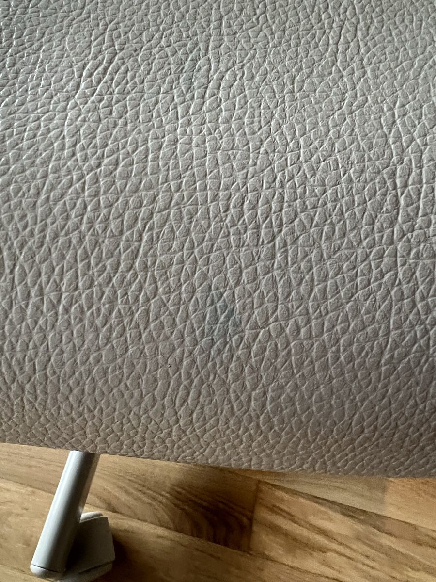 Ikea Chaises: Ikea Melberget Drehstuhl – D'occasion à Ottenbach par Noor07 5