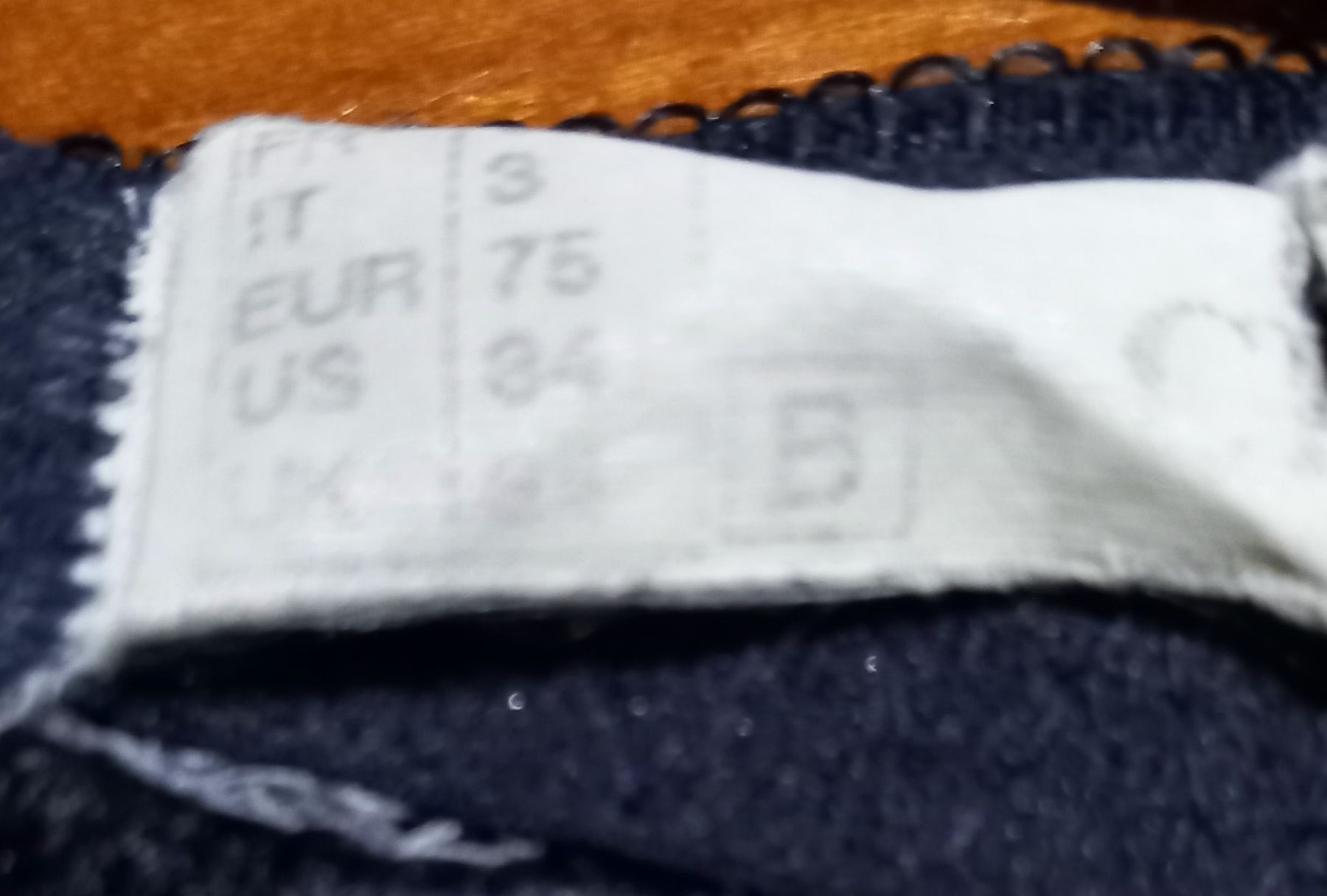 Lise Charmel Sonstige Unterwäsche: Soutien-gorge et string Lise Charmel 75B /M – Gebraucht aus La Chaux-de-Fonds von Boutique333 3