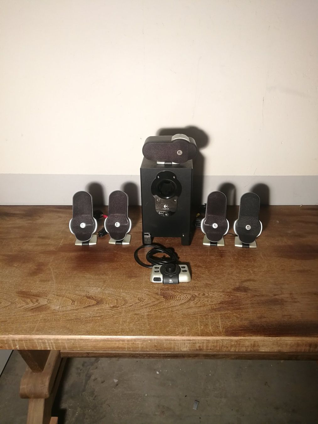 Logitech Casse acustiche: Logitech G51 système de haut-parleur – Usato da Portalban venduto da Deuxieme-vie 1