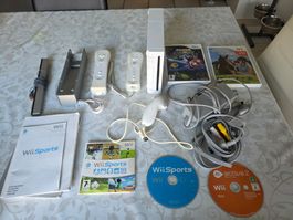 Nintendo Wii Blanche Fonctionnelle + Mario Galaxy & Jeux