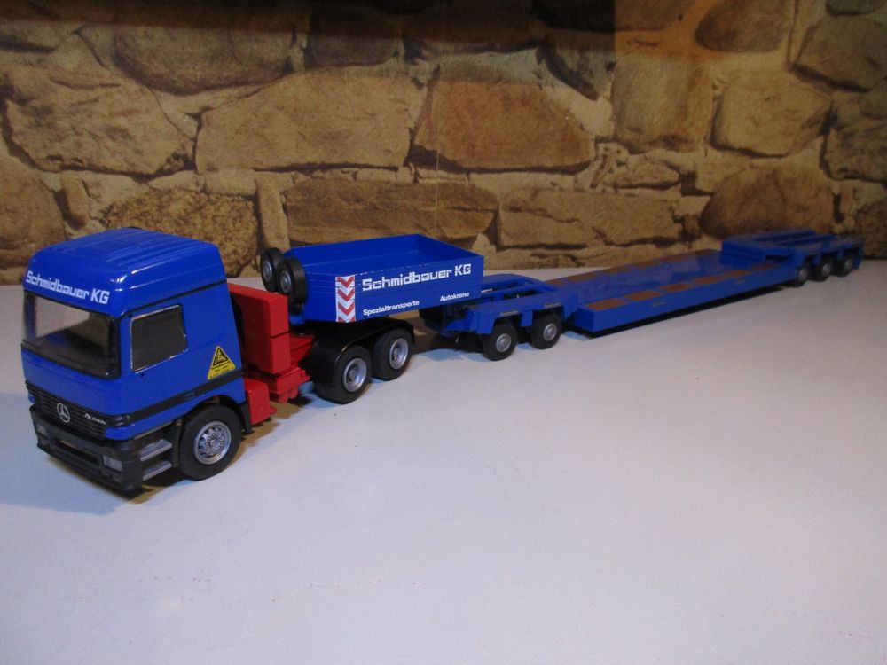 275099_3