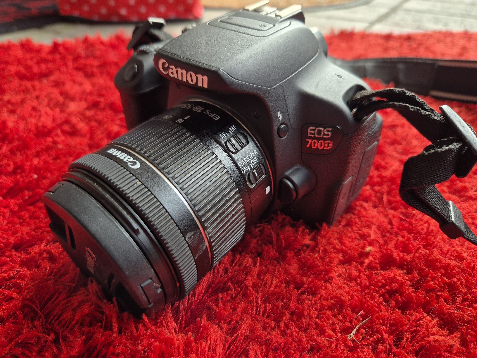 Canon Kamera: Canon EOS 700D Spiegelreflexkamera  – Gebraucht aus Pieterlen von Vane_ssa_92