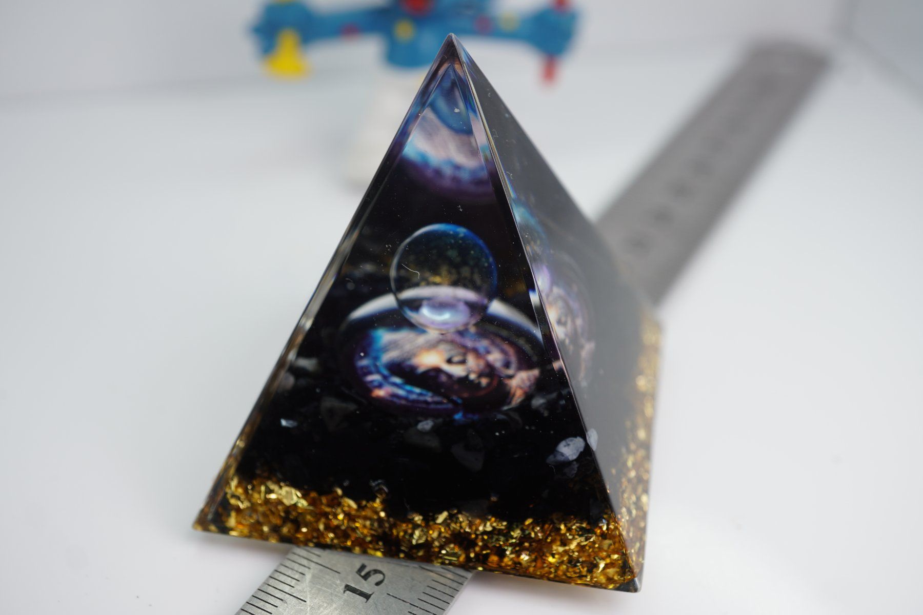Minerali & Pietre curative: Turmalin Buddha    Orgonit - Pyramide 5 cm  ab 6.-  !! – Nuovo e nell'imballaggio originale da Eschenbach SG venduto da topstone 2