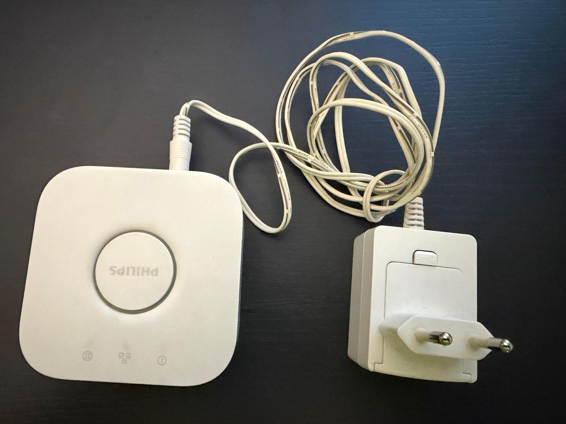 Philips Hub & Switch: Philips Hue Bridge – Usato da Crassier venduto da El_diablo