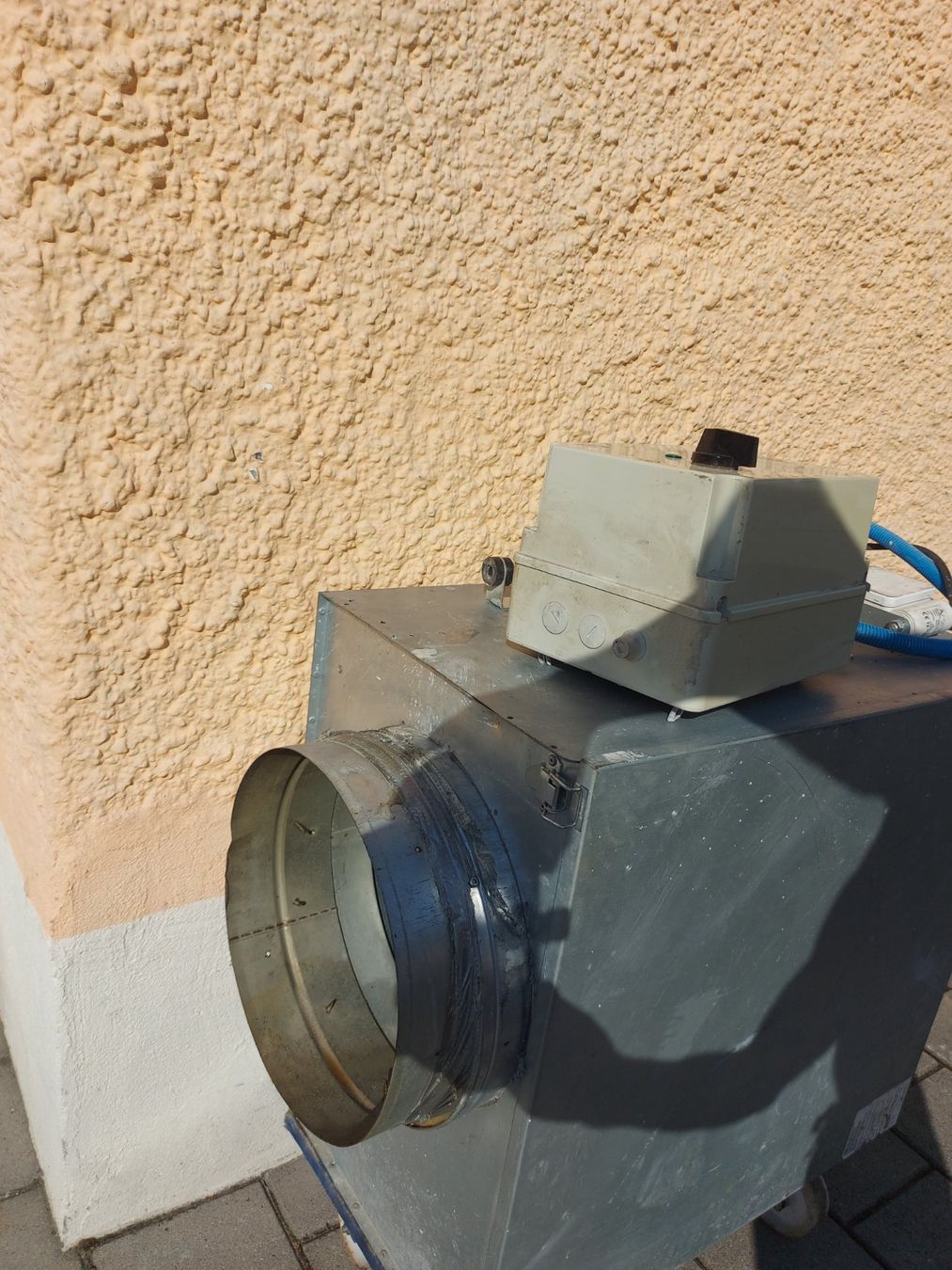 Helios Ventilatori: Lüftungsgerät Lüftungsmotor mit Schalter – Usato da Rheinau venduto da profitronic.shop 1