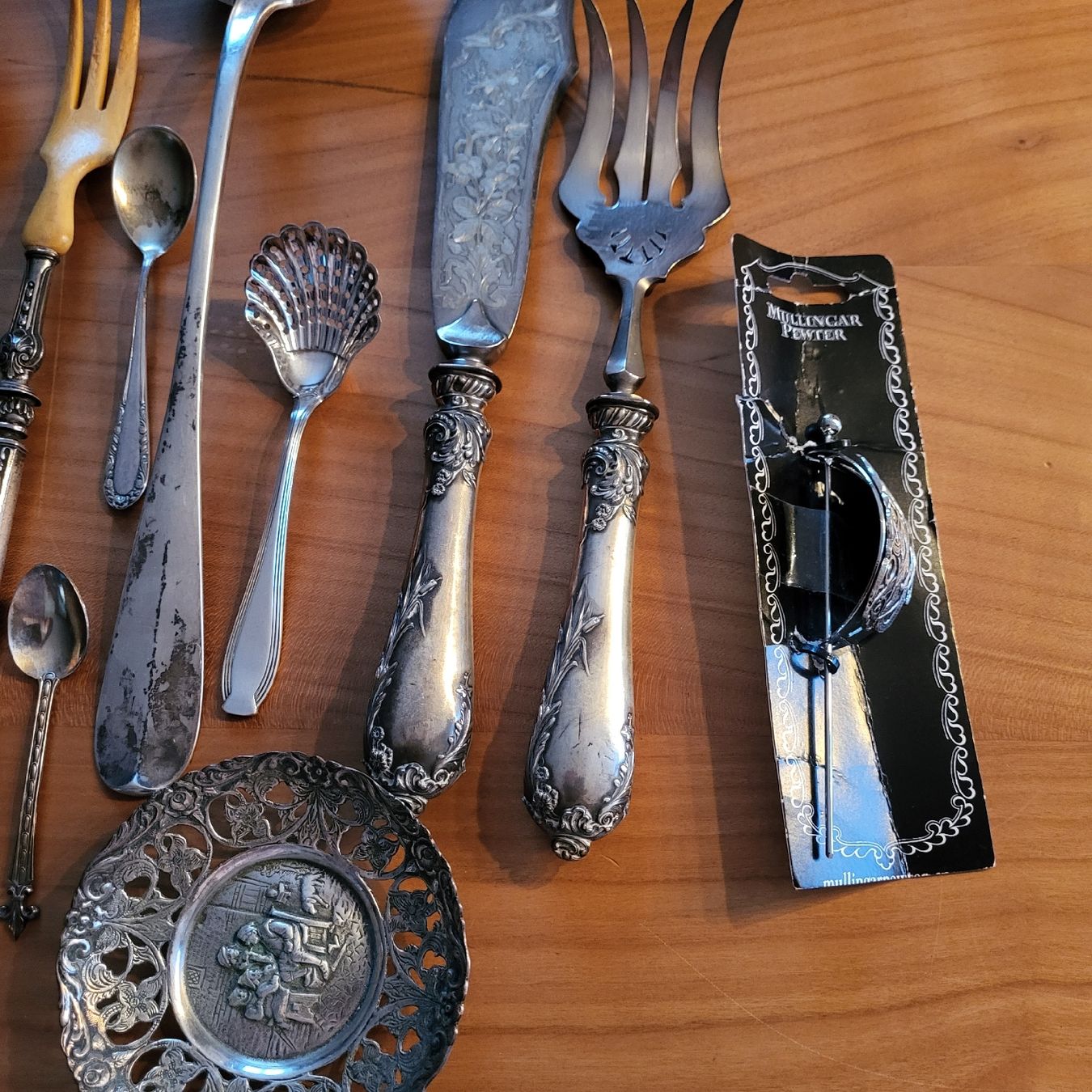Bestecksets: 1 Lot div. spez. Bestecke – Gebraucht aus Kägiswil von Megafi56 2
