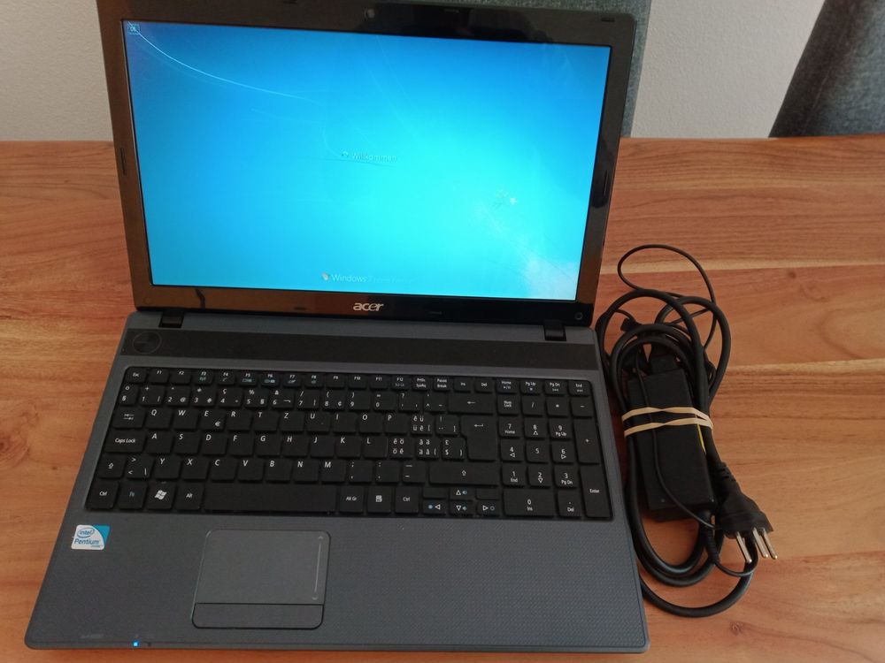 Notebook Acer, Windows 7 (Gebraucht) in Uster für CHF 59 – mit ...
