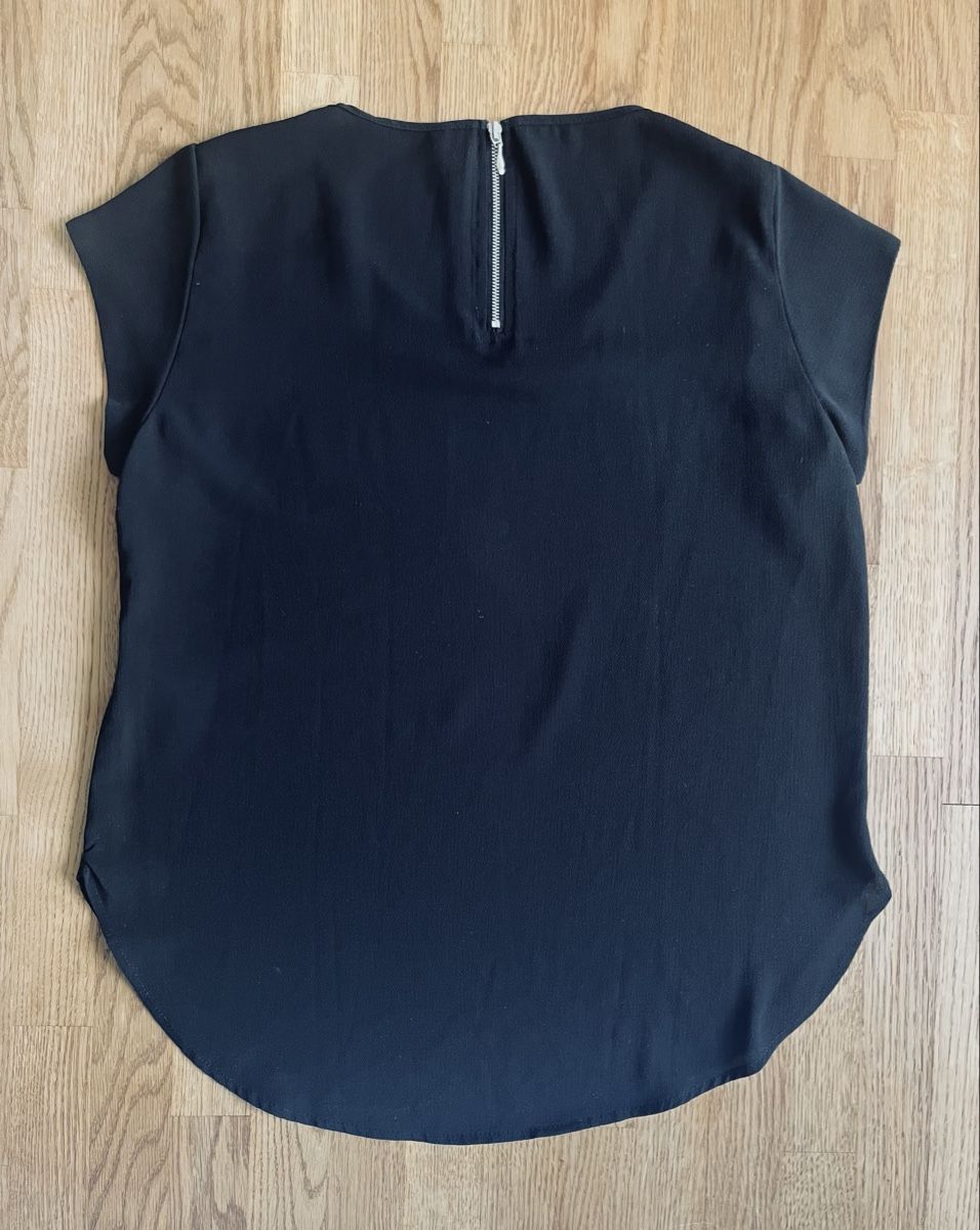 Only T-shirt: ONLY T-Shirt/Bluse, schwarz, Grösse 36 – Usato da Sursee venduto da abcdxyz 1