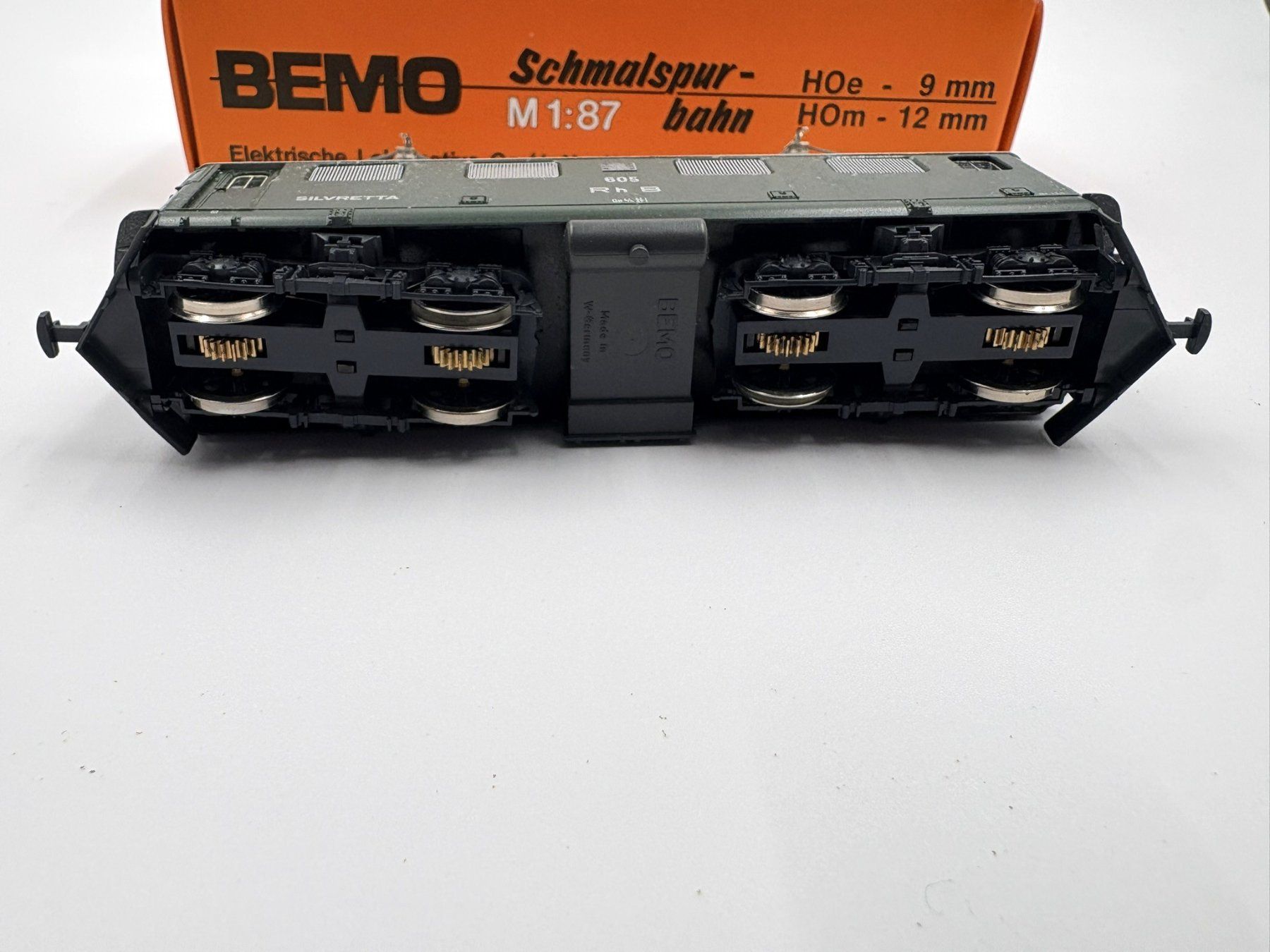 Bemo Modellini di ferrovie: Bemo 1250/5 RhB E-Lok Silvretta H0m - NEU & OVP – Nuovo e nell'imballaggio originale da Hombrechtikon venduto da Bruenel 4