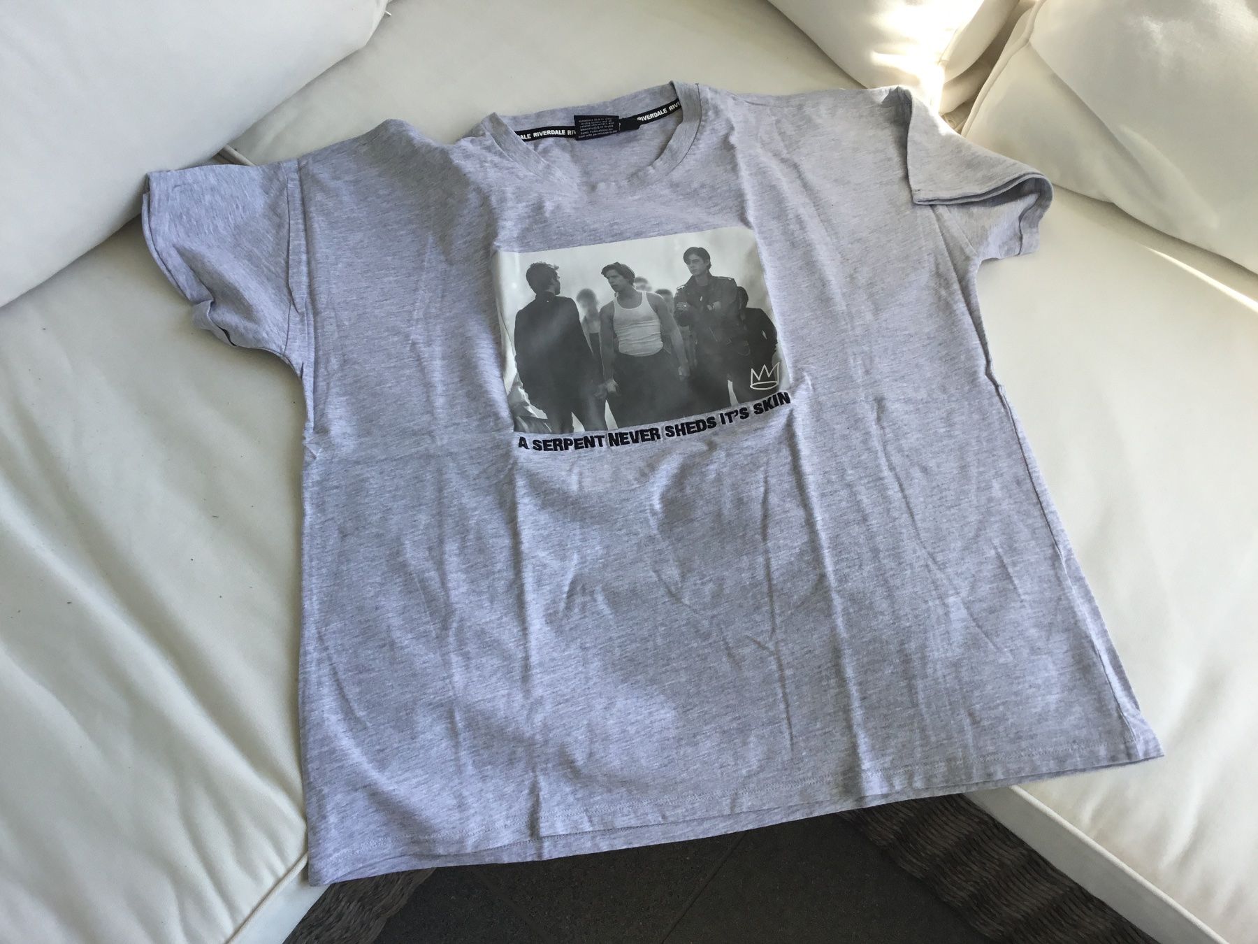 T-shirt: Cooles Tshirt Gr.M Riverdale – Usato da Würenlos venduto da Chicca2004