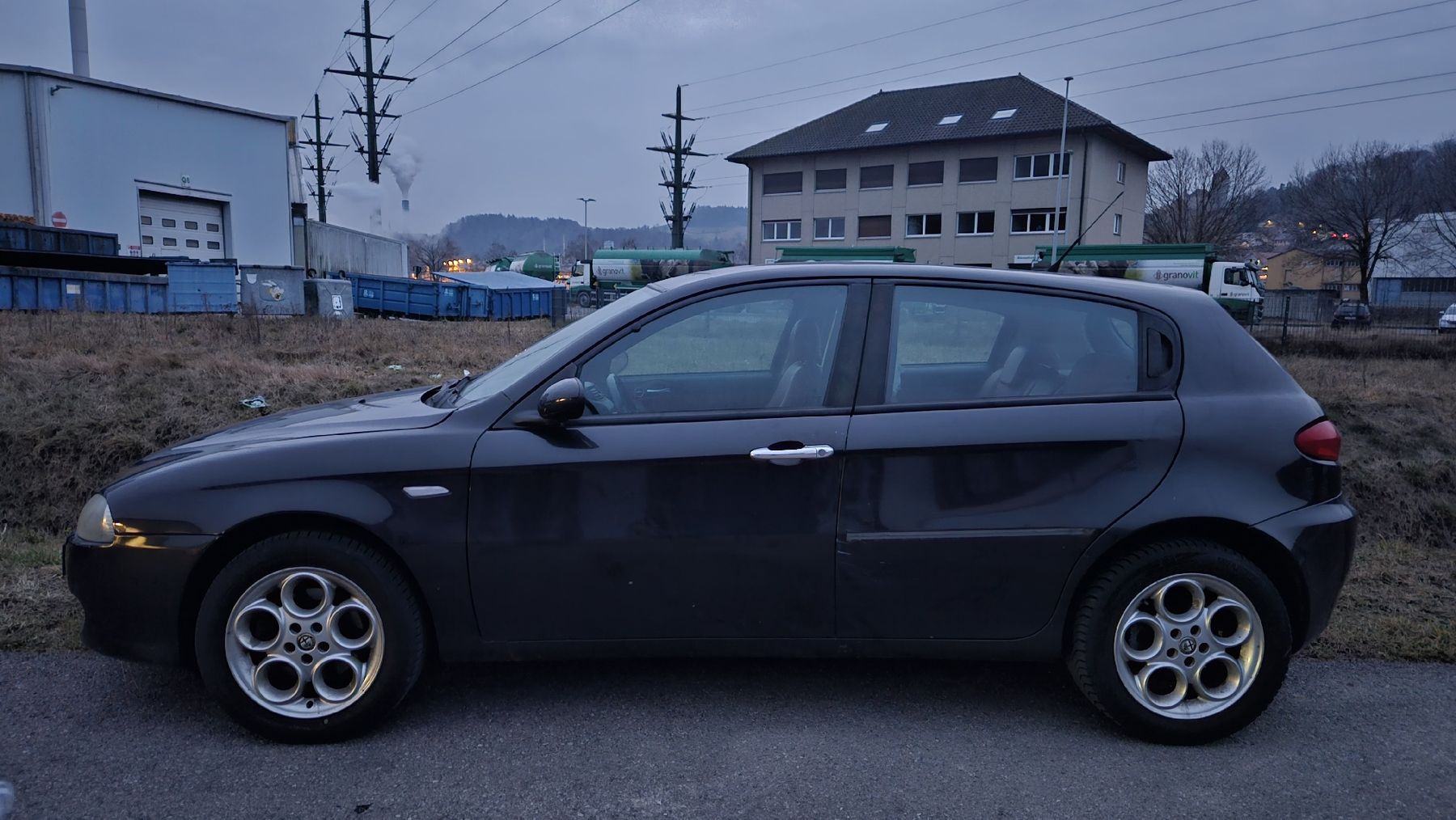 Alfa Romeo Automobili: Urgent! Alfa 147 1.6 120ps – Usato da Mex VD venduto da Bimmer_stance 1